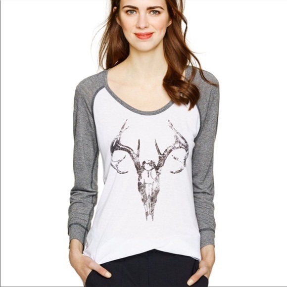 Aritzia WillFred Free three-quarter length sleeve baseball t-shirt - Picture 5 of 5